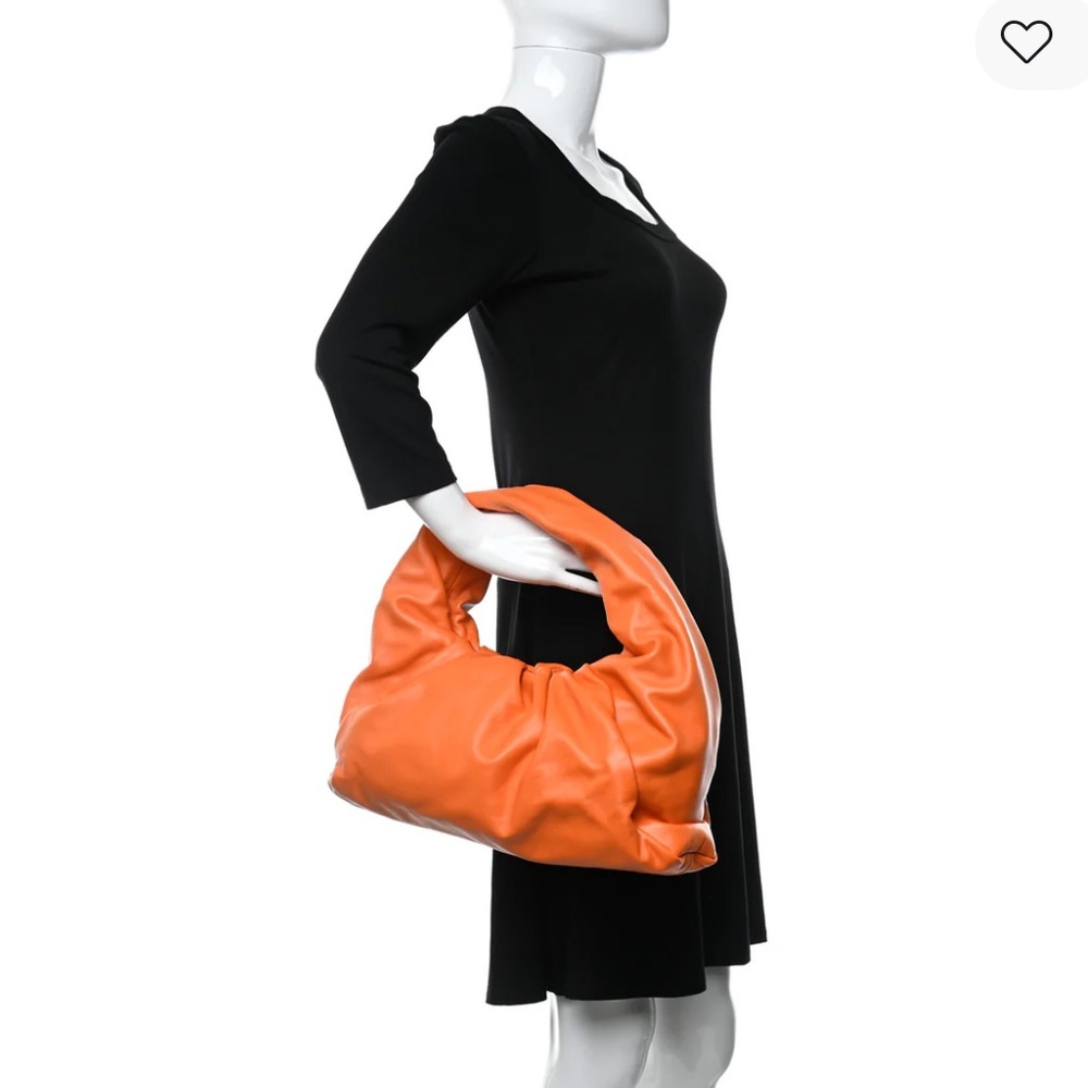 BOTTEGA VENETA Shoulder Pouch leather Bag. Excellent . - Picture 3 of 9